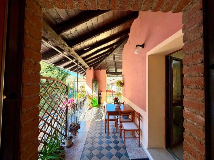 Appartamento trilocale in vendita in Via Castello, Pianico