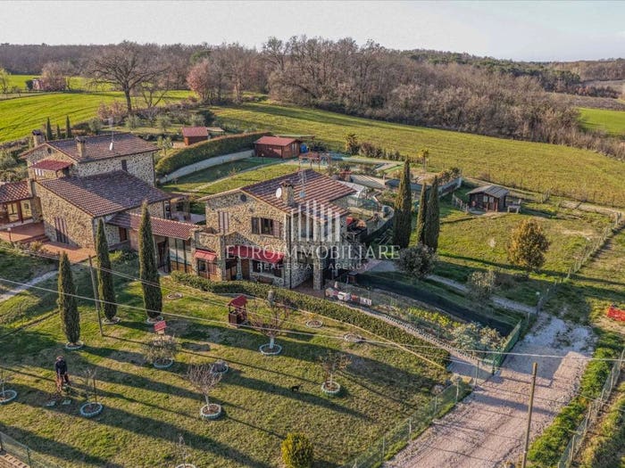 Casa bilocale in vendita in Località Croce, Piana, Castiglione del Lago
