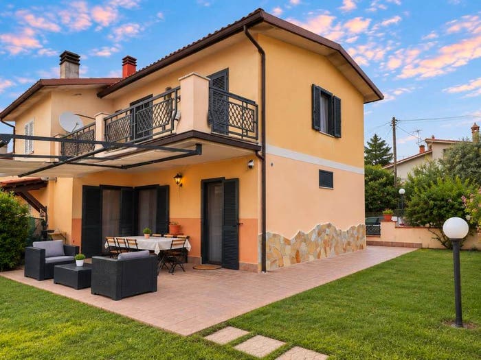 Casa quadrilocale in vendita in via monte calvo di sotto, Scandriglia