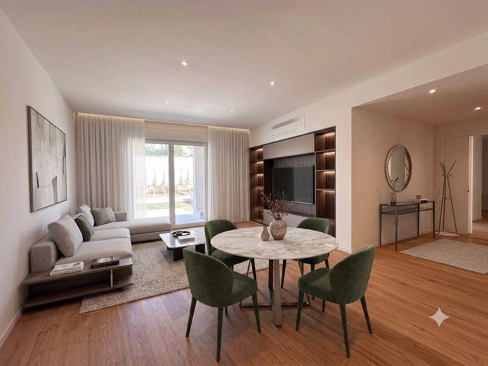 Appartamento trilocale in vendita in Via Giuliano Ricci, Castello, Firenze