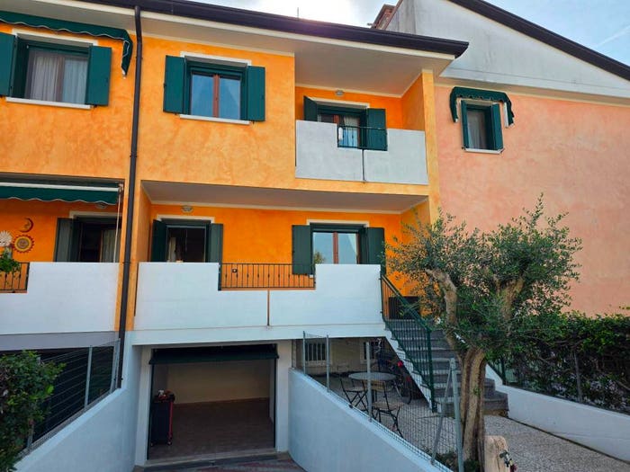 Casa trilocale in vendita in Via Isola d'Elba, Centro, Caorle