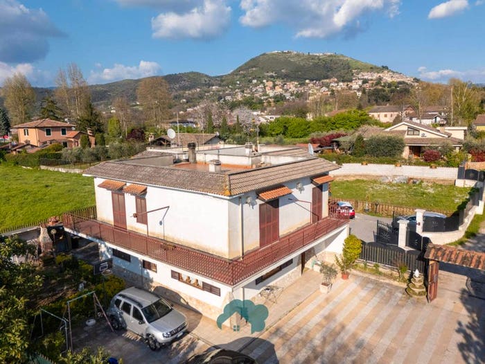 Casa quadrilocale in vendita in Via Sterpara, Centro, Palestrina