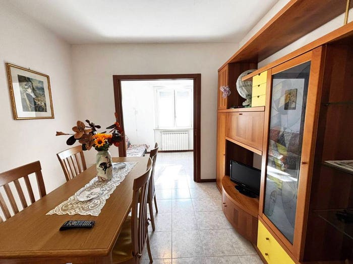 Appartamento trilocale in vendita in Via Carlo Ridolfi, Centro, Corinaldo