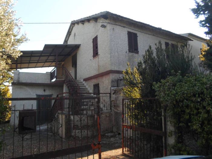 Casa quadrilocale in vendita in Contrada Sant'Egidio, Monsampolo del Tronto