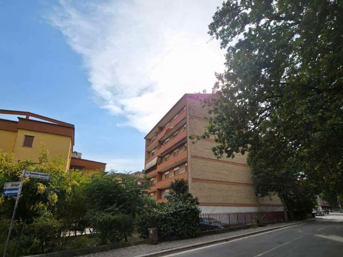 Appartamento trilocale in vendita in Via Tagliamento, Tribunale, Frosinone