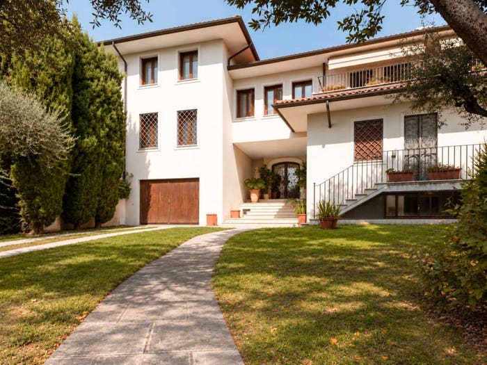 Casa con 6 locali in vendita in Centro, Bassano del Grappa