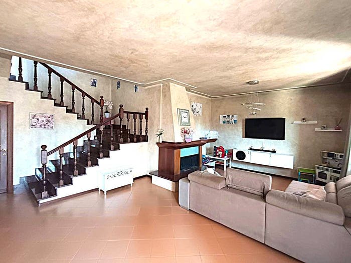 Casa con 6 locali in vendita in Centro, Pegognaga