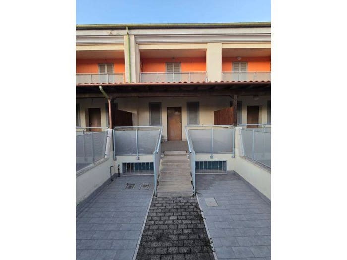 Casa quadrilocale in vendita in Via Niccolò Machiavelli, Villaggio Giornalisti Poggio, Anzio