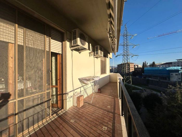 Appartamento quadrilocale in vendita in Via Riccardo Zandonai, Novoli, Firenze