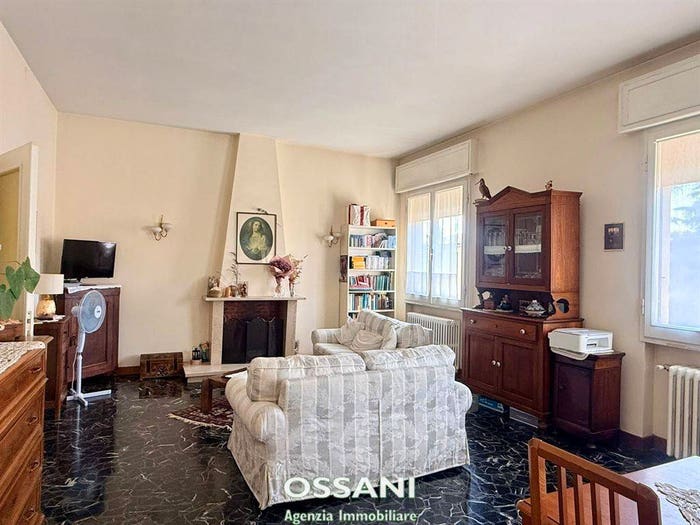 Appartamento con 5 locali in vendita in VIA MASONI, Faenza