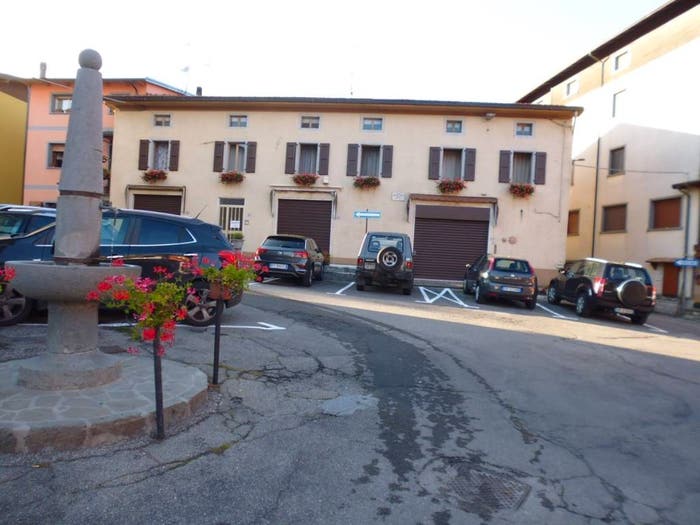 Casa con 6 locali in vendita in Piazza A Gimorri, Sant'anna Pelago, Pievepelago