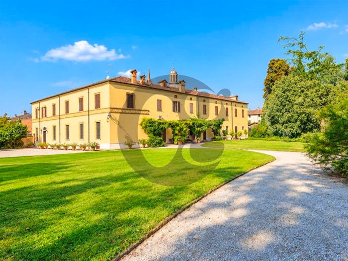 Casa con 6 locali in vendita in Via Martiri della Libertà, Robecco d'Oglio