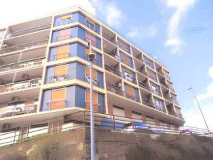 Appartamento con 5 locali in vendita in Via Andria is Messina ME Italia, Regina Margherita Torrente Trapani, Messina