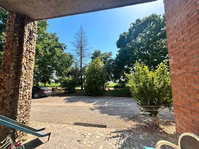 Appartamento con 5 locali in vendita in Via San Vitale Ovest, Medicina