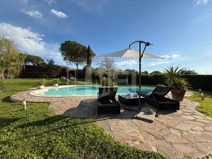 Casa con 6 locali in vendita in Via del Pino, Montenero Basso Montenero Alto, Livorno