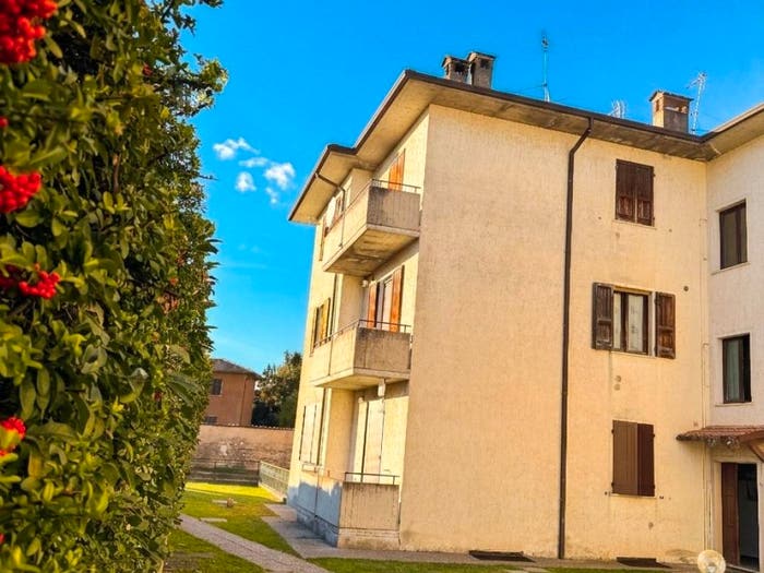 Appartamento trilocale in vendita in Centro, Ghedi