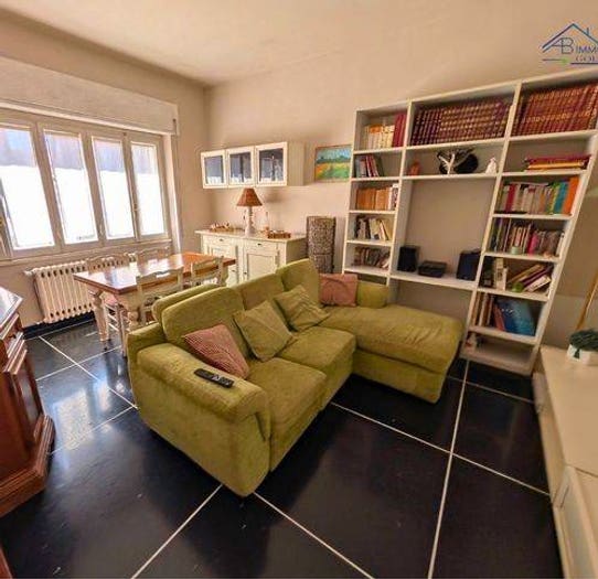 Appartamento con 6 locali in vendita in Via Felice Cavallotti, Novi Ligure