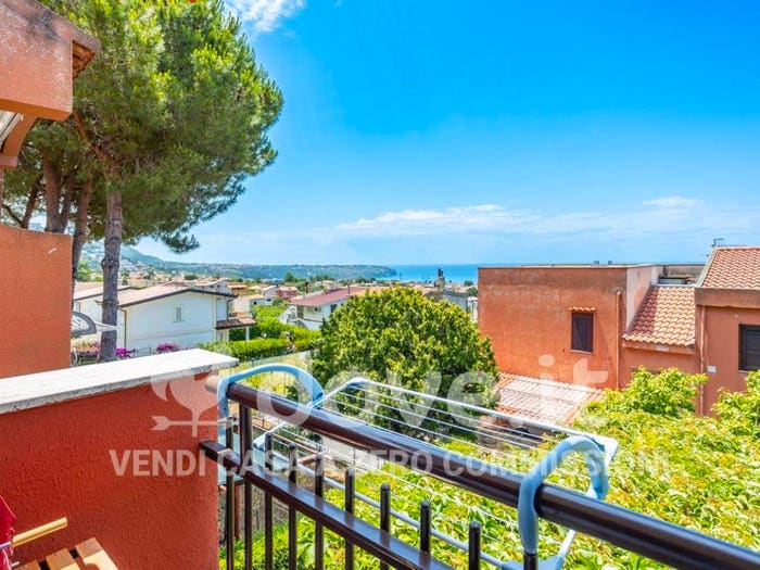 Appartamento bilocale in vendita in Viale Europa, Praia a Mare
