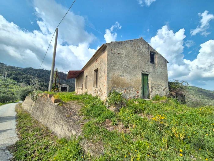 Casa quadrilocale in vendita in Via Fornari, Stella Cilento