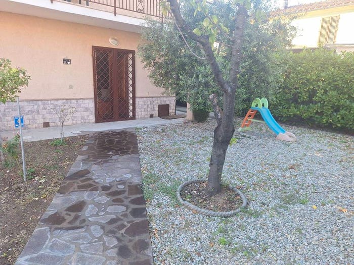Appartamento con 6 locali in vendita in Via Risorgimento, Centro, Monsummano Terme