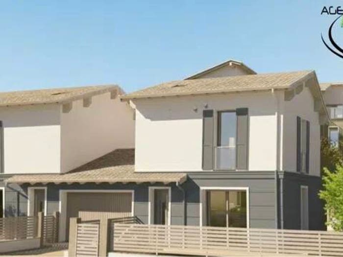 Casa con 5 locali in vendita in Via Giuseppe Mazzini, Centro, Maranello