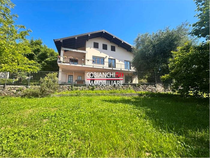 Casa con 6 locali in vendita in via Nuova Intra Premeno, Arizzano