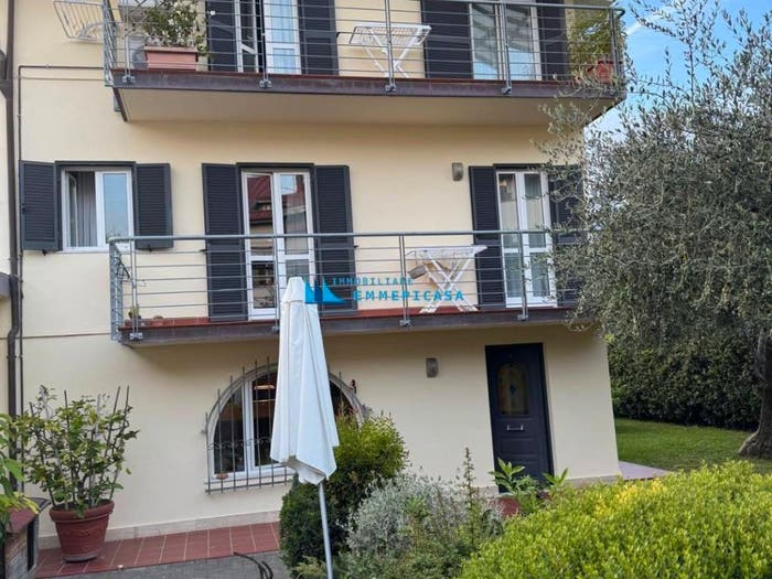 Casa con 6 locali in vendita in Via S Remigio di Sopra, Turano, Massa