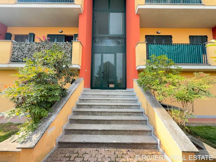 Appartamento bilocale in vendita in Via Giacomo Leopardi, Travacò Siccomario