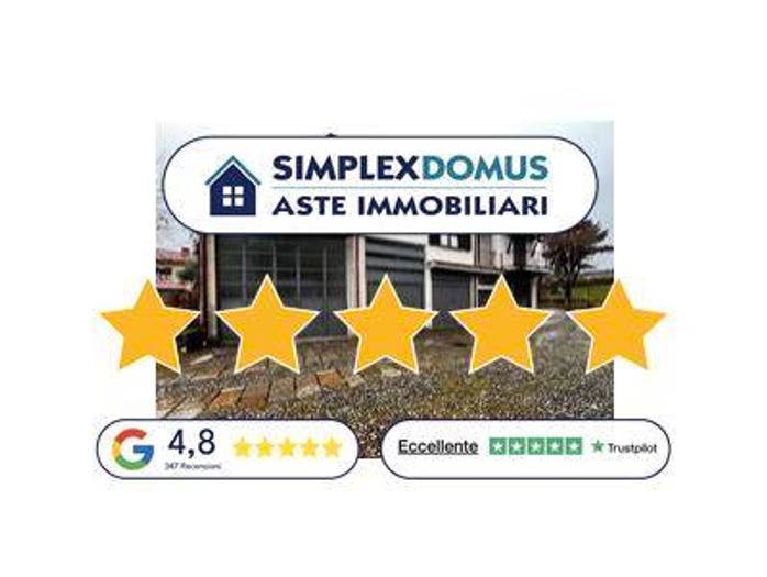 Appartamento con 6 locali in vendita in Via Milano, Albavilla