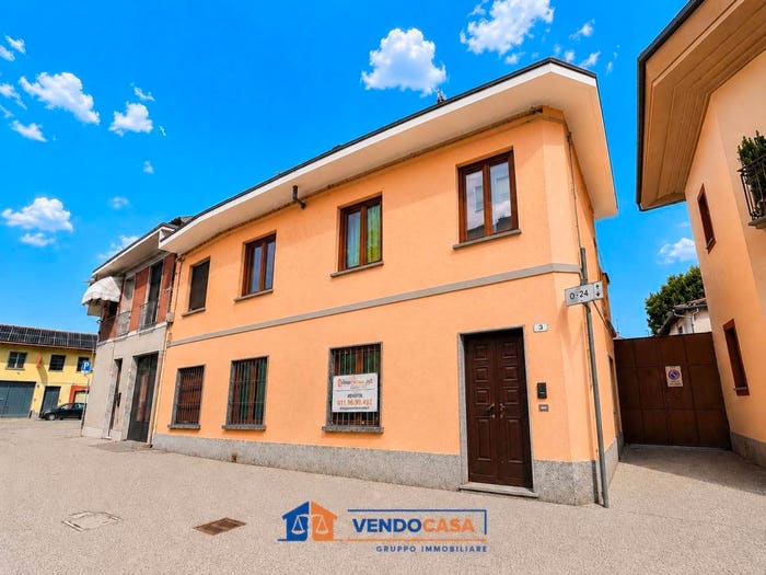 Casa quadrilocale in vendita in Via Braida, Centro, Carignano