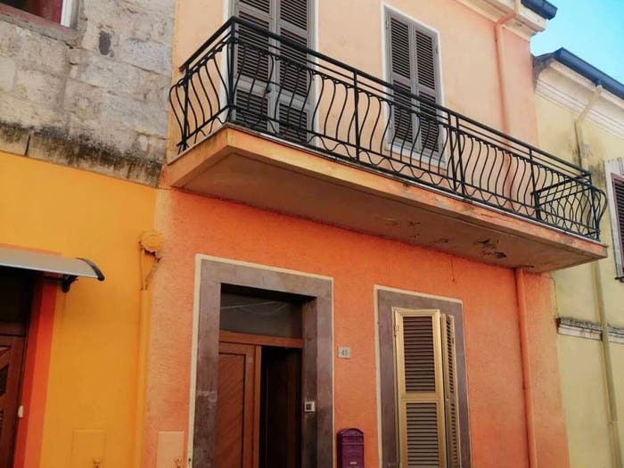 Casa con 6 locali in vendita in Via Amsicora, Ittiri
