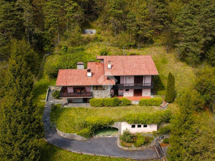 Casa quadrilocale in vendita in Via Milano, Centro, Clusone
