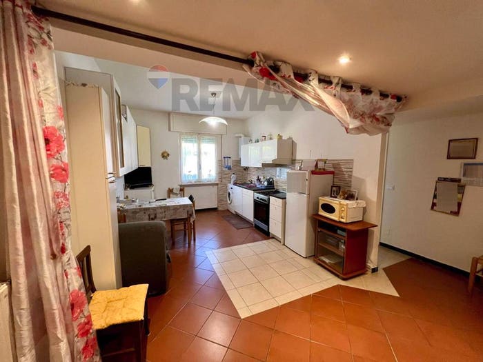 Appartamento trilocale in vendita in via Pian di Rocco, San Pietro Di Sturla, Carasco