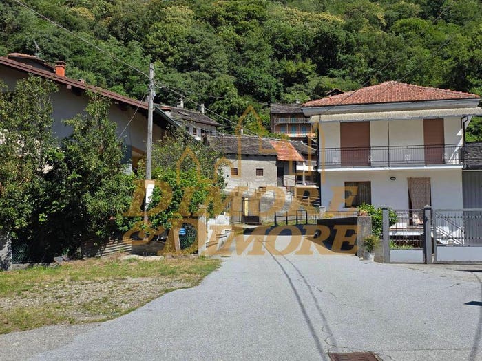 Casa bilocale in vendita in Cuzzago, PremoselloChiovenda