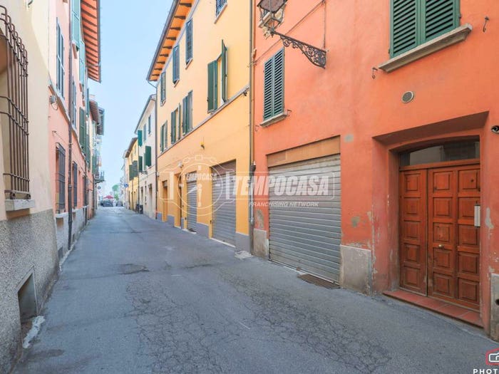Appartamento trilocale in vendita in Via Selice, Zona Industriale Casola Canina, Imola