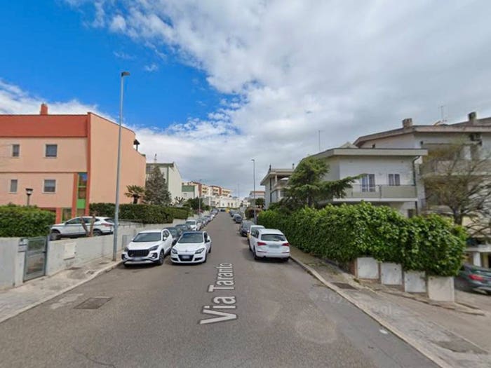 Appartamento con 6 locali in vendita in Via Taranto, Centro, Matera