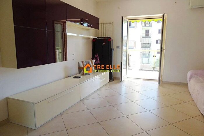 Appartamento trilocale in vendita in Via Dante Alighieri, Marigliano