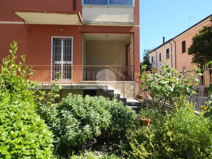 Appartamento con 6 locali in vendita in Viale Osservanza, Monte Osservanza, Cesena