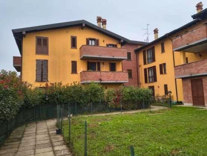 Appartamento bilocale in vendita in Via Eugenio Montale, Torre Del Mangano, Certosa di Pavia