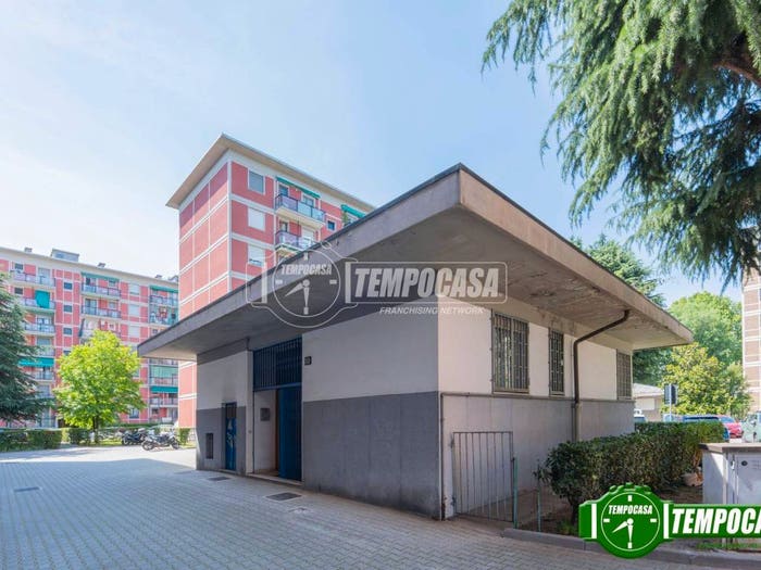 Casa trilocale in vendita in Via degli Ippocastani, Quartiere Olmi, Milano