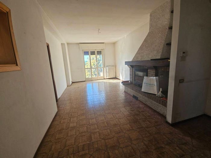 Appartamento trilocale in vendita in Via San Francesco, Villa Guardia