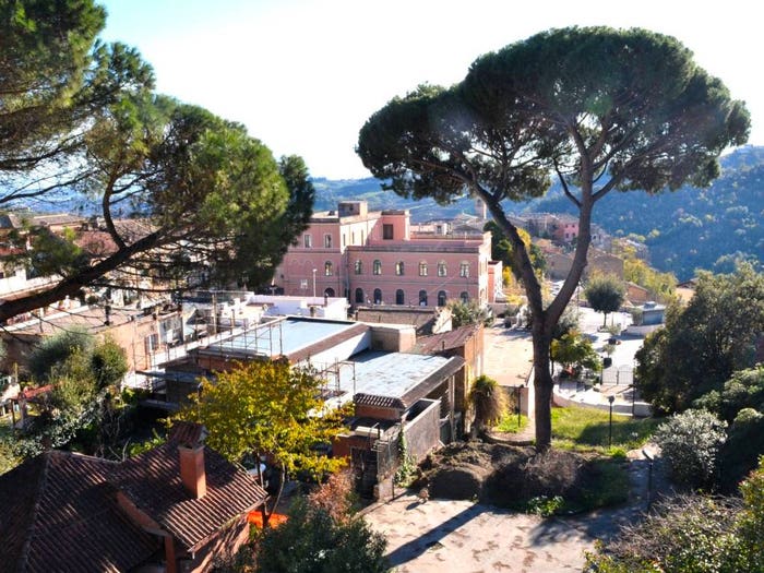 Casa con 5 locali in vendita in Corso Umberto I, Centro, Morlupo