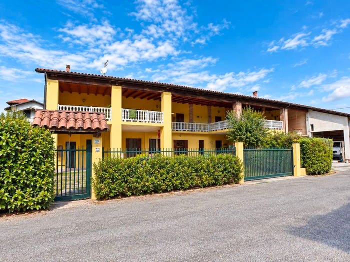 Casa con 6 locali in vendita in Strada di Rocca de' Baldi, Breolungi Pogliola San Biagio, Mondovì