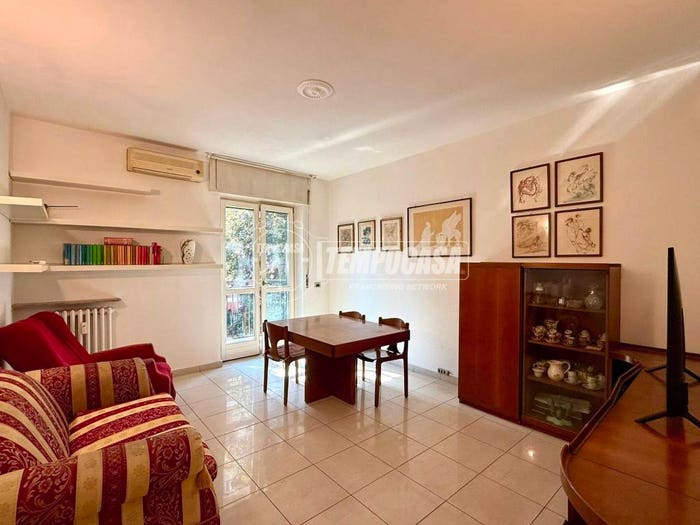 Appartamento quadrilocale in vendita in Via Carlo Alberto Pisani Dossi, Quartiere Feltre, Milano