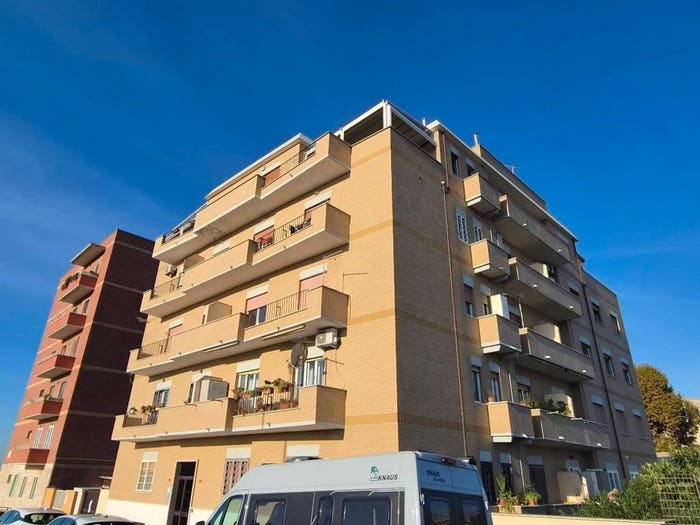 Appartamento trilocale in vendita in Ostia Levante, Roma