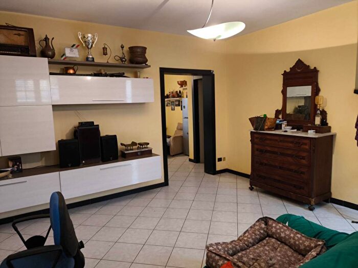 Casa con 5 locali in vendita in Piazza Giuseppe Giusti, Centro, Monsummano Terme