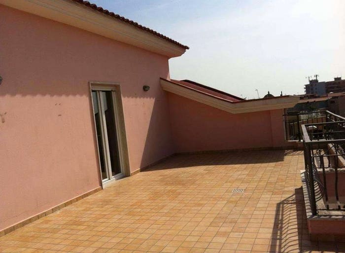 Casa con 6 locali in vendita in Via Regina, Mondragone