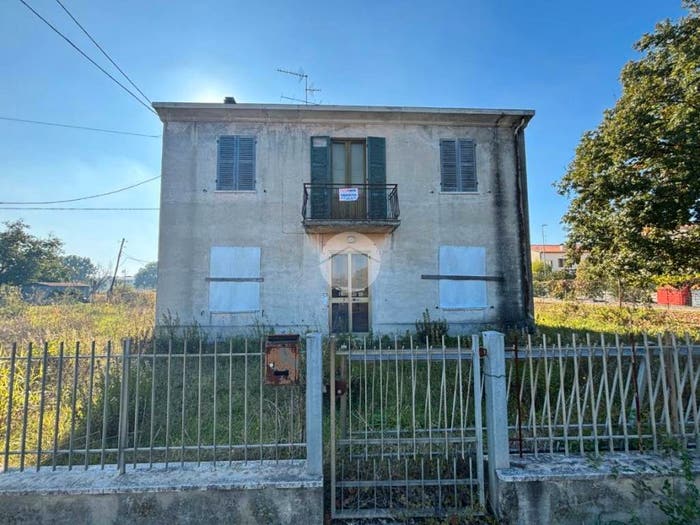 Casa con 5 locali in vendita in Via Giuseppe Baretti, Rosciano, Fano