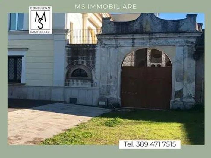 Appartamento con 5 locali in vendita in Via Macerata, Liveri