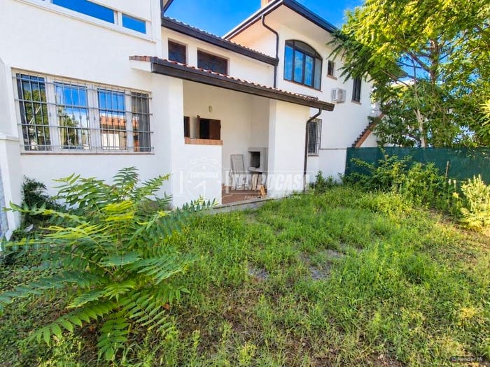 Casa quadrilocale in vendita in Viale degli Ulivi Lido degli Estensi, Lido degli Estensi, Comacchio